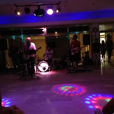 루비 아브살라르